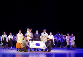 충남교육뮤지컬연구회 대표사진