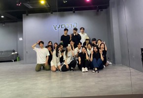 ATOD CREW 대표사진